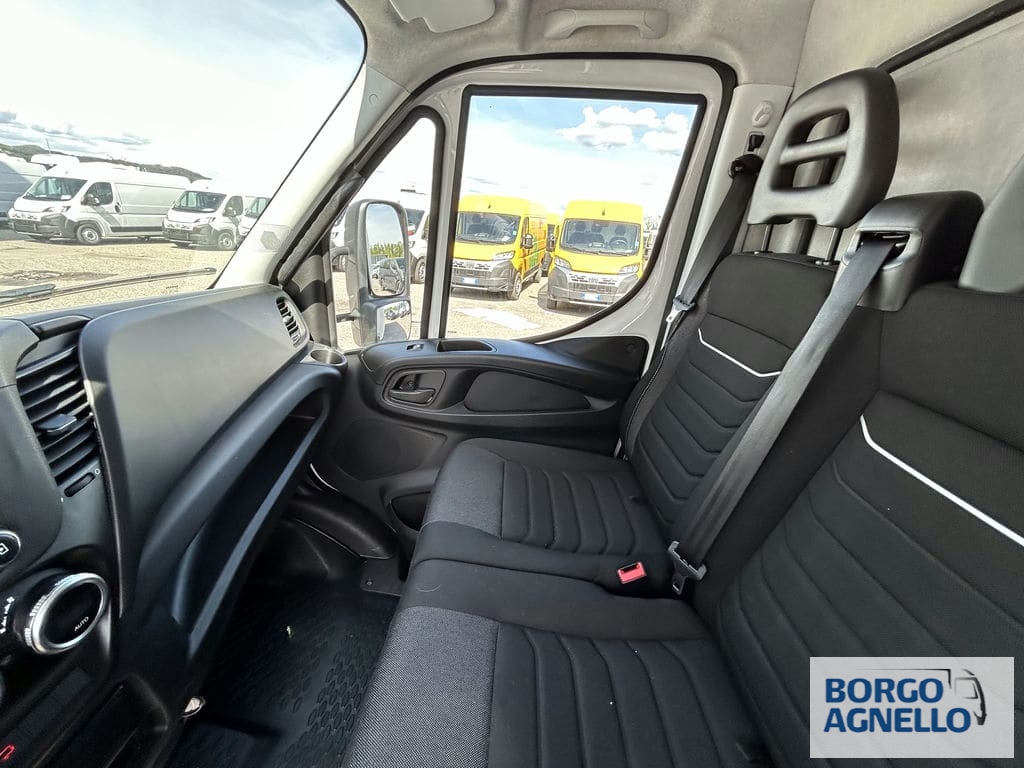 Iveco DAILY 70C18